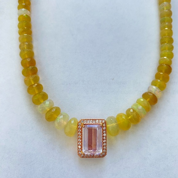 Jacquie Aiche Pave diamond and Kunzite center stone  rose-gold necklace. - Picture 14 of 16